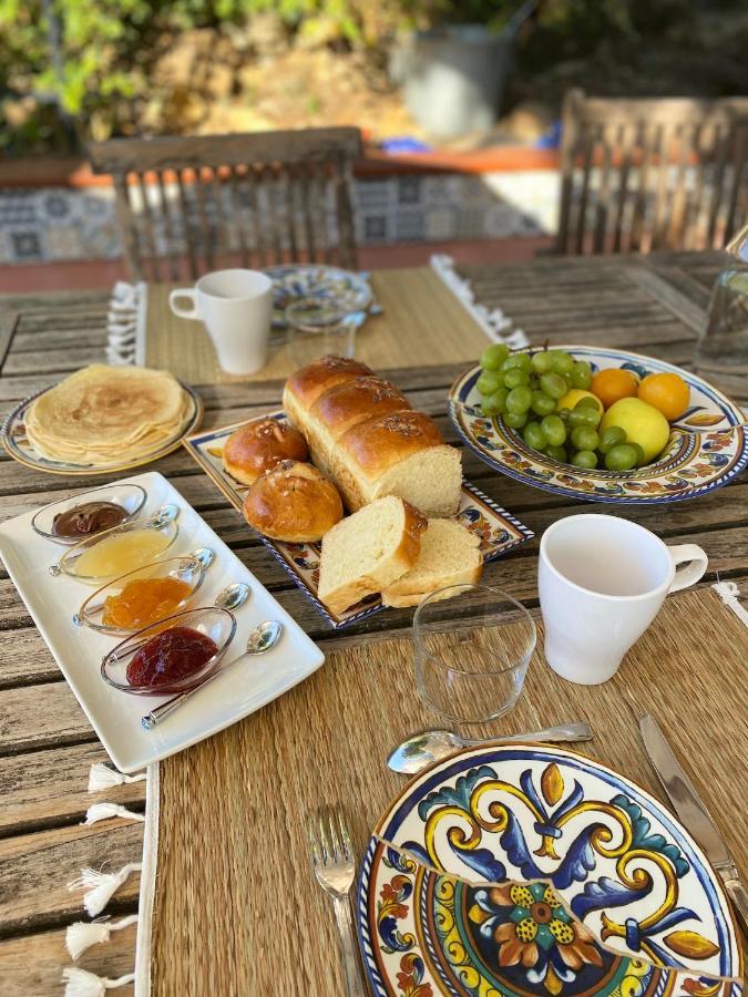 La Vie Est Belle En Provence Acomodação com café da manhã Tourves Exterior foto